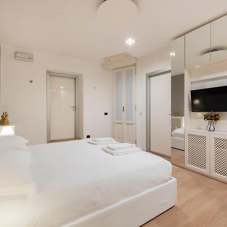 Milan Royal Suites Duomo Milão Exterior foto