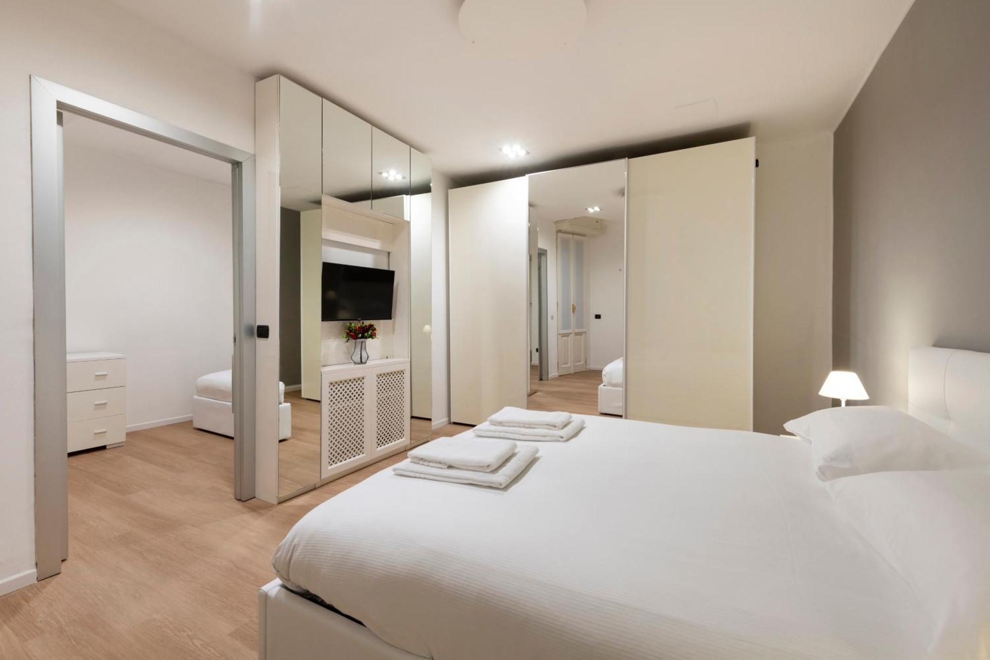 Milan Royal Suites Duomo Milão Exterior foto